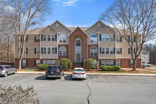 212 Mill Pond Drive, Winston-Salem, NC 27106