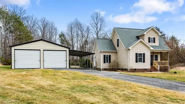 743 Almond Road, Reidsville, NC 27320