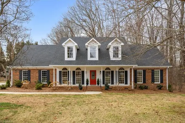 6101 Oak Glenn Court, Summerfield, NC 27358