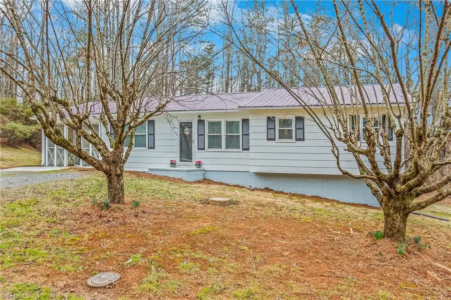 133 Salem Drive, Mount Airy, NC 27030 - #3