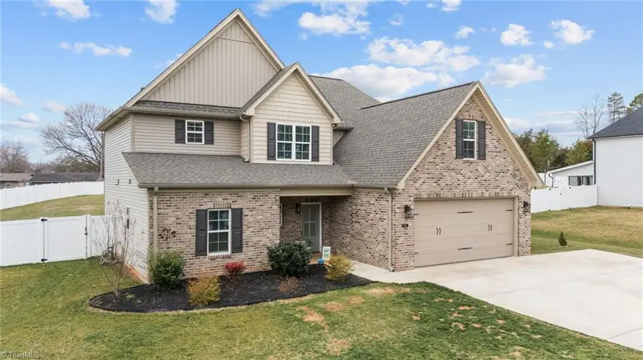 3785 Friendship Ledford Road, Midway, NC 27107 - #2