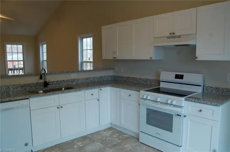 1910 Glenside Drive, Greensboro, NC 27405 - #3