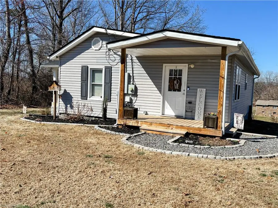 187 Eaton Street, Mount Airy, NC 27030 - #2