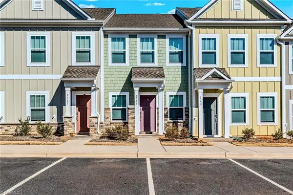 1753 Granby Heights Drive, Winston-Salem, NC 27103