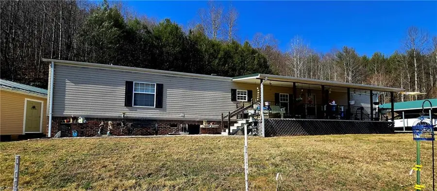 8043 N Old Nc Highway 16, Millers Creek, NC 28651 - #2