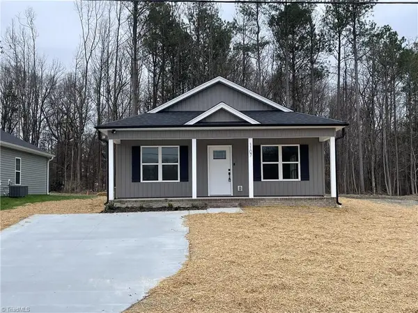 1107 Sunset Drive, Thomasville, NC 27360