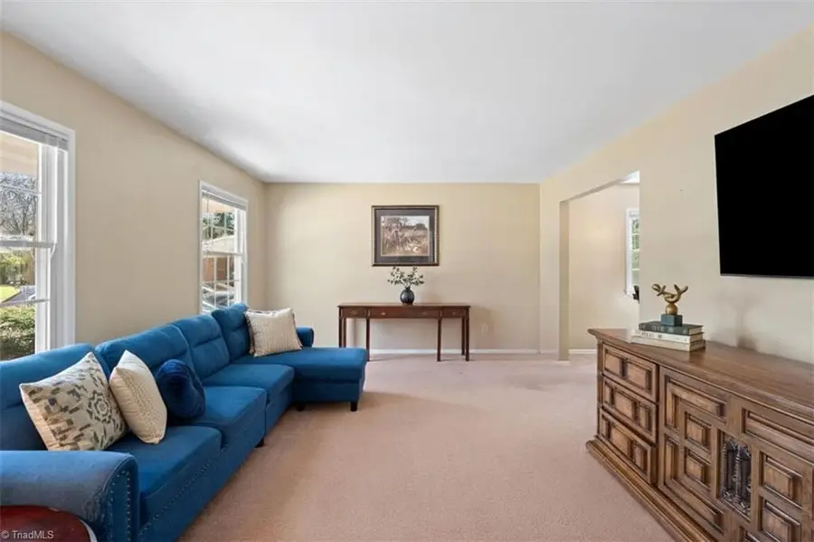 860 Duckview Court, Winston Salem, NC 27106 - #3