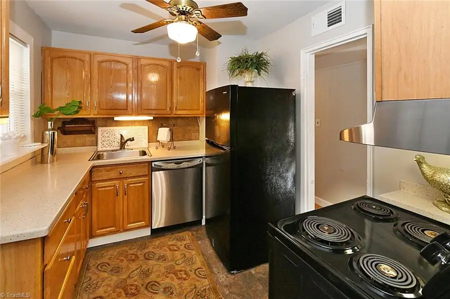 131 Pasadena Drive, Winston Salem, NC 27127 - #3