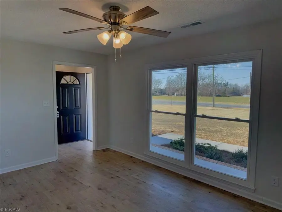 7700 Watkins Ford Road, Kernersville, NC 27284 - #2