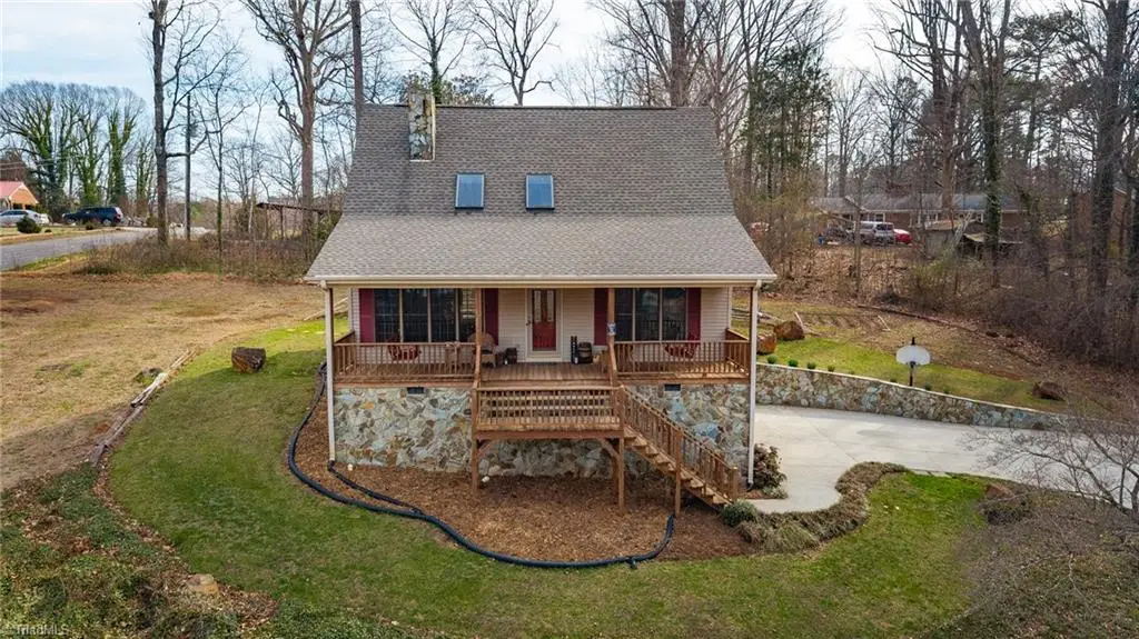 901 Tanglewood Dr Extension, Siler City, NC 27344 - #1