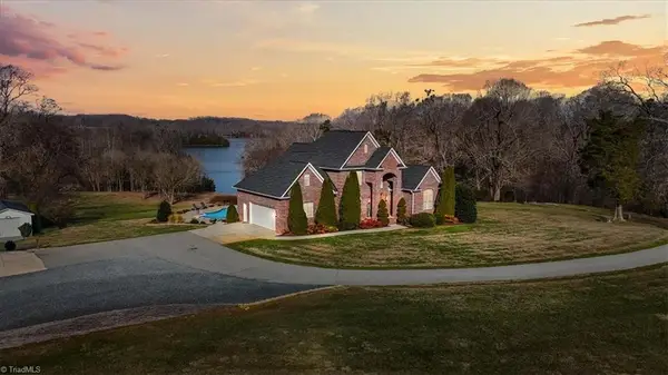 7653 Adams Farm Road, Randleman, NC 27317