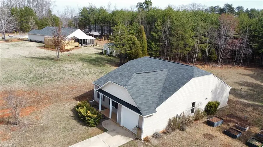 125 Delia Run, Madison, NC 27025 - #3