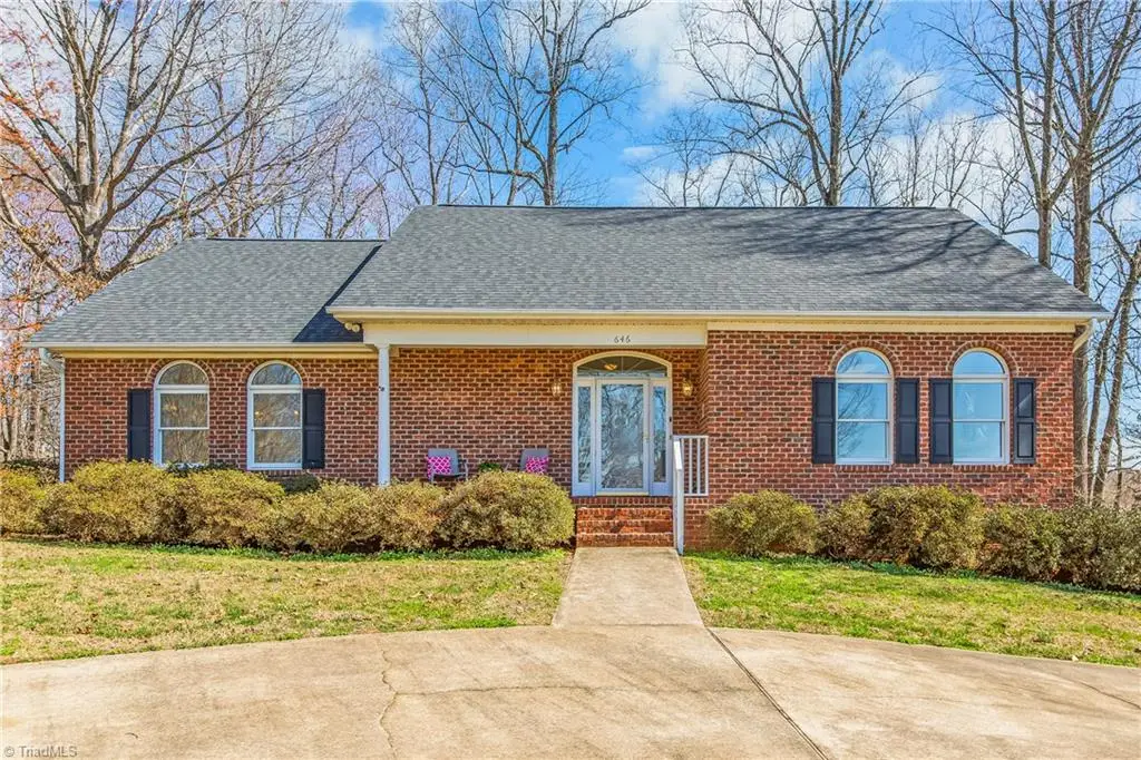 646 Terrace Drive, Lexington, NC 27295 - #1