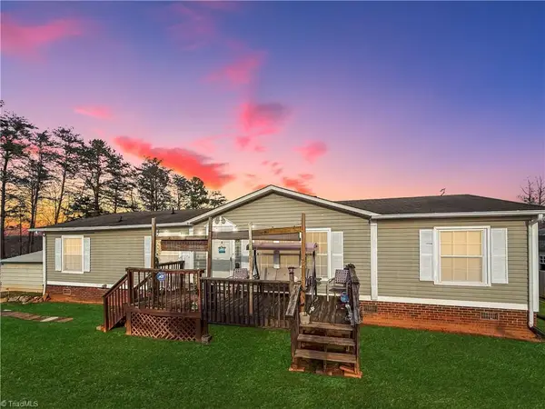 204 Freeman Ridge Trail, Pilot Mountain, NC 27041