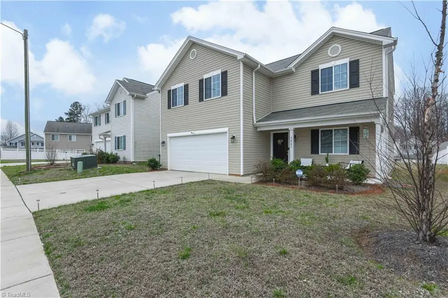 3805 Bissett Way, Greensboro, NC 27405 - #3