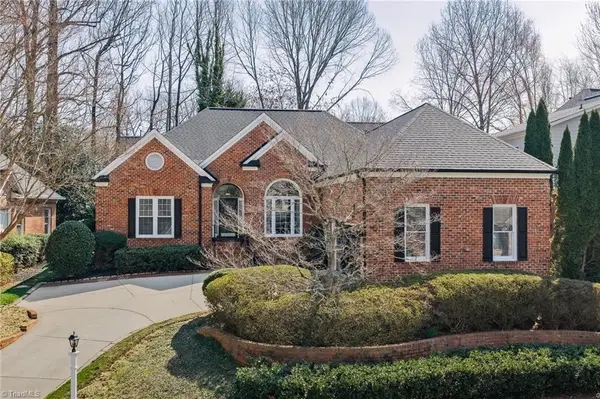 15 Cape May Point, Greensboro, NC 27455