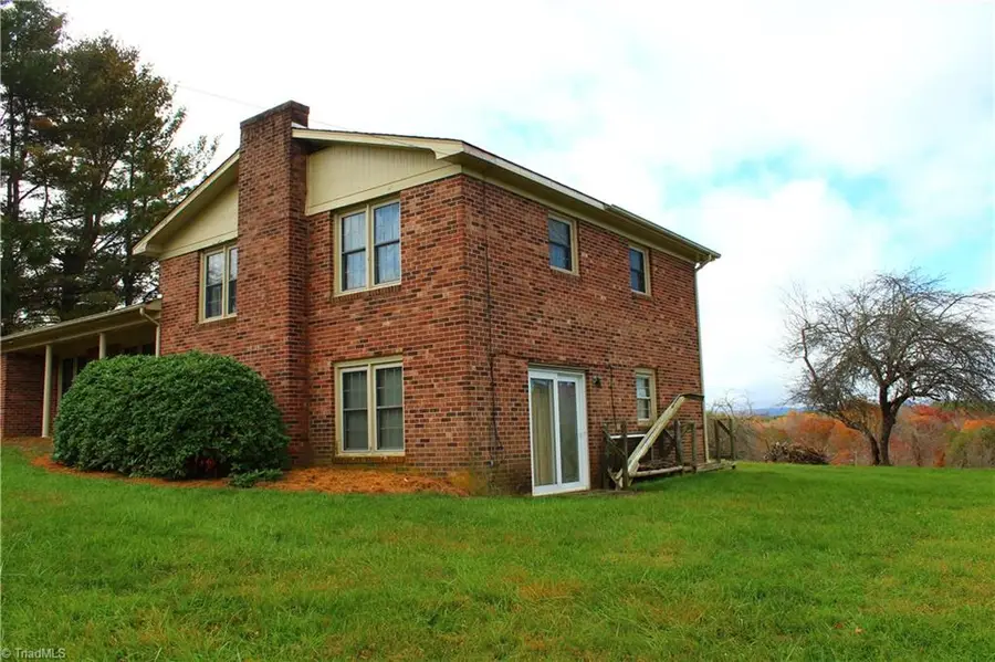 184 Deer Haven Road, Sparta, NC 28675 - #3