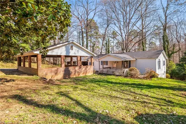 3825 Old Hollow Road, Kernersville, NC 27284