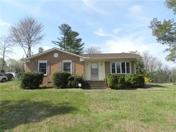 2500 Argonne Boulevard, Greensboro, NC 27407