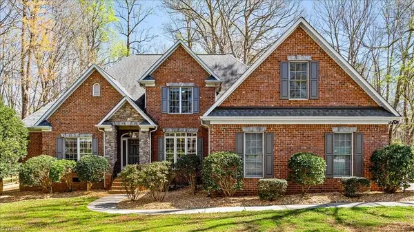 1678 Deer Run Court, Oak Ridge, NC 27310