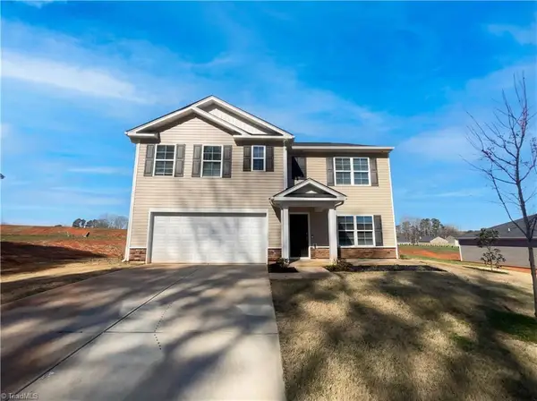 700 Hickory Point Drive, Lexington, NC 27292
