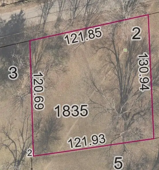 11 Kirkwood Avenue, Lexington, NC 27292