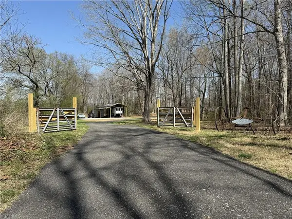 152 Paw Paw Lane, Mocksville, NC 27028