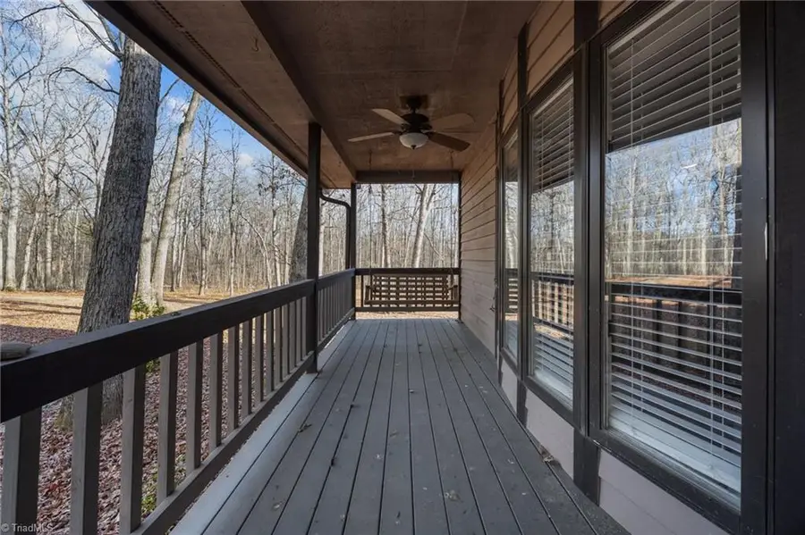 301 Beck Forest Lane, Thomasville, NC 27360 - #2