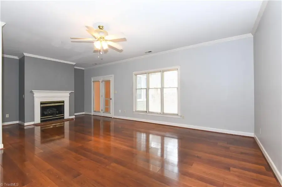 351 S Cherry Street, Kernersville, NC 27284 - #2