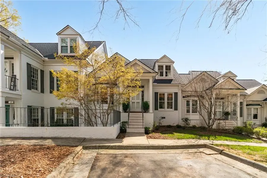 130 Sunset Circle #104, Greensboro, NC 27408 - #2