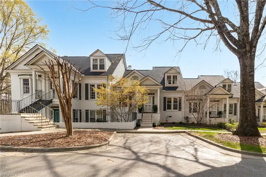130 Sunset Circle #104, Greensboro, NC 27408 - #3