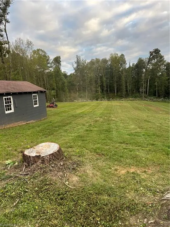 5528 Elkin Highway, North Wilkesboro, NC 28659 - #2