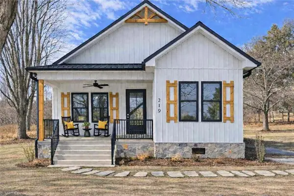 219 Grayson Street, Sparta, NC 28675