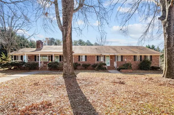 3613 Westwood Road, Hamptonville, NC 27020