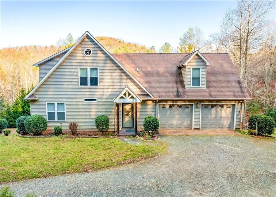 817 Hidden Hollow Lane, Moravian Falls, NC 28654 - #3