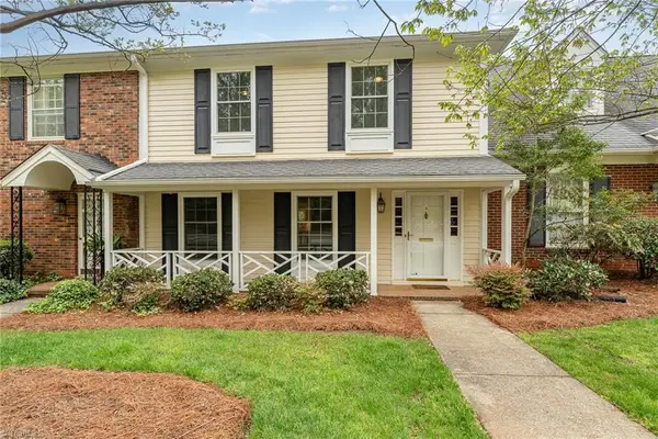 16 Fountain Manor Drive #B, Greensboro, NC 27405