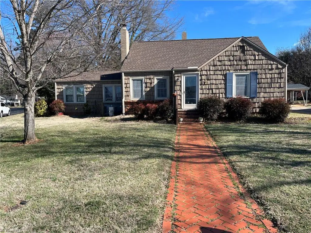 401 Westover Drive, Lexington, NC 27292 - #1