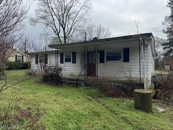 6111 Appletree Court, High Point, NC 27263