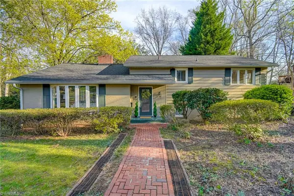 2729 Monticello Drive, Winston-Salem, NC 27106