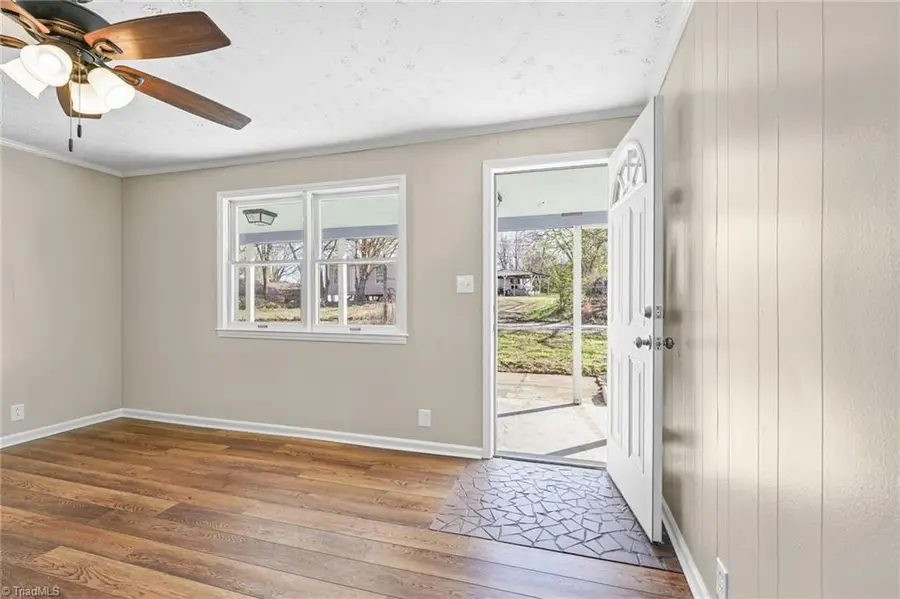 168 Anns Drive, Thomasville, NC 27360 - #2