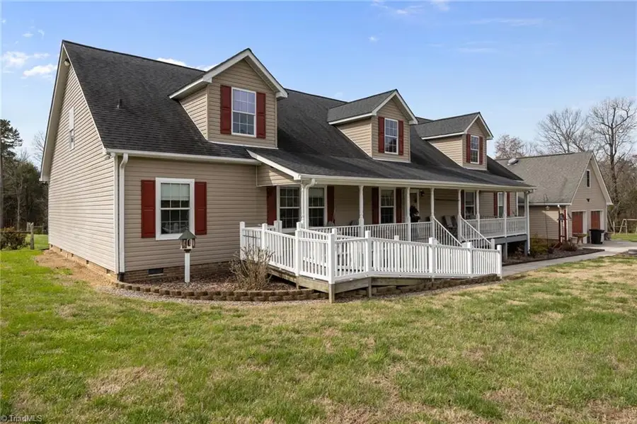 5052 Reid Road, Wallburg, NC 27107 - #2