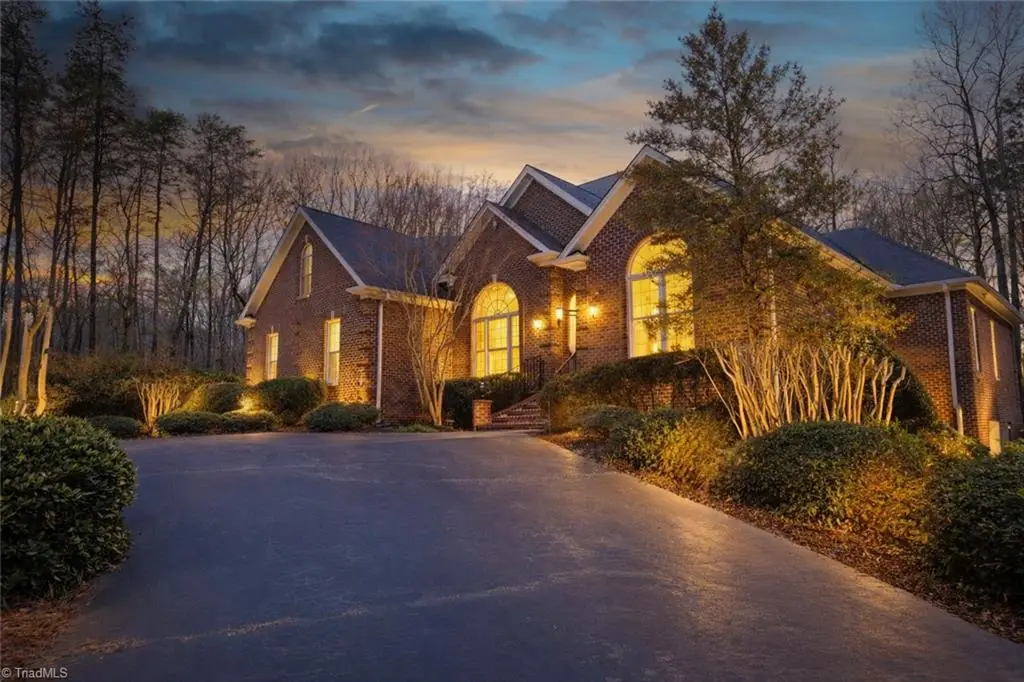 1515 Timber Creek Lane, Kernersville, NC 27284 - #1