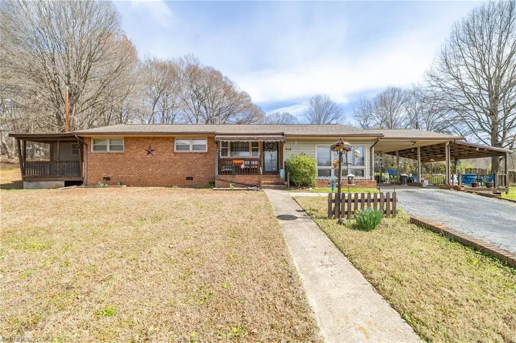 918 Hampton Street, Eden, NC 27288 - #1