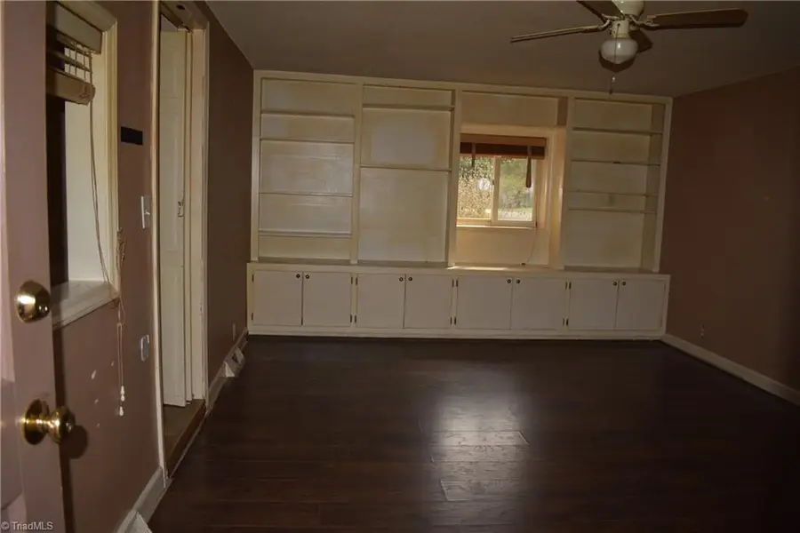 301 Lindale Drive, High Point, NC 27265 - #2