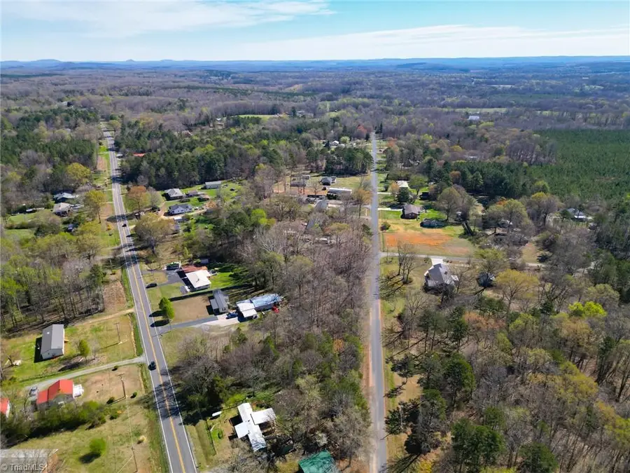 187 Eastside Drive, Denton, NC 27239 - #2