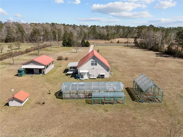 828 Chair Factory Road, Nakina, NC 28455