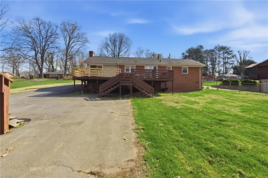 1313 Ridgewood Avenue, Reidsville, NC 27320 - #3