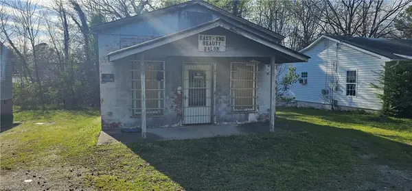 106 Tremont Street, Thomasville, NC 27360