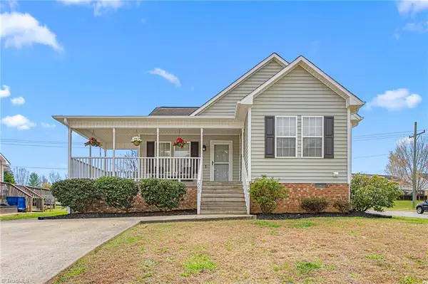 609 Danieley Way, Elon, NC 27244