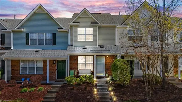 14 Meadow Crossing Court, Greensboro, NC 27410